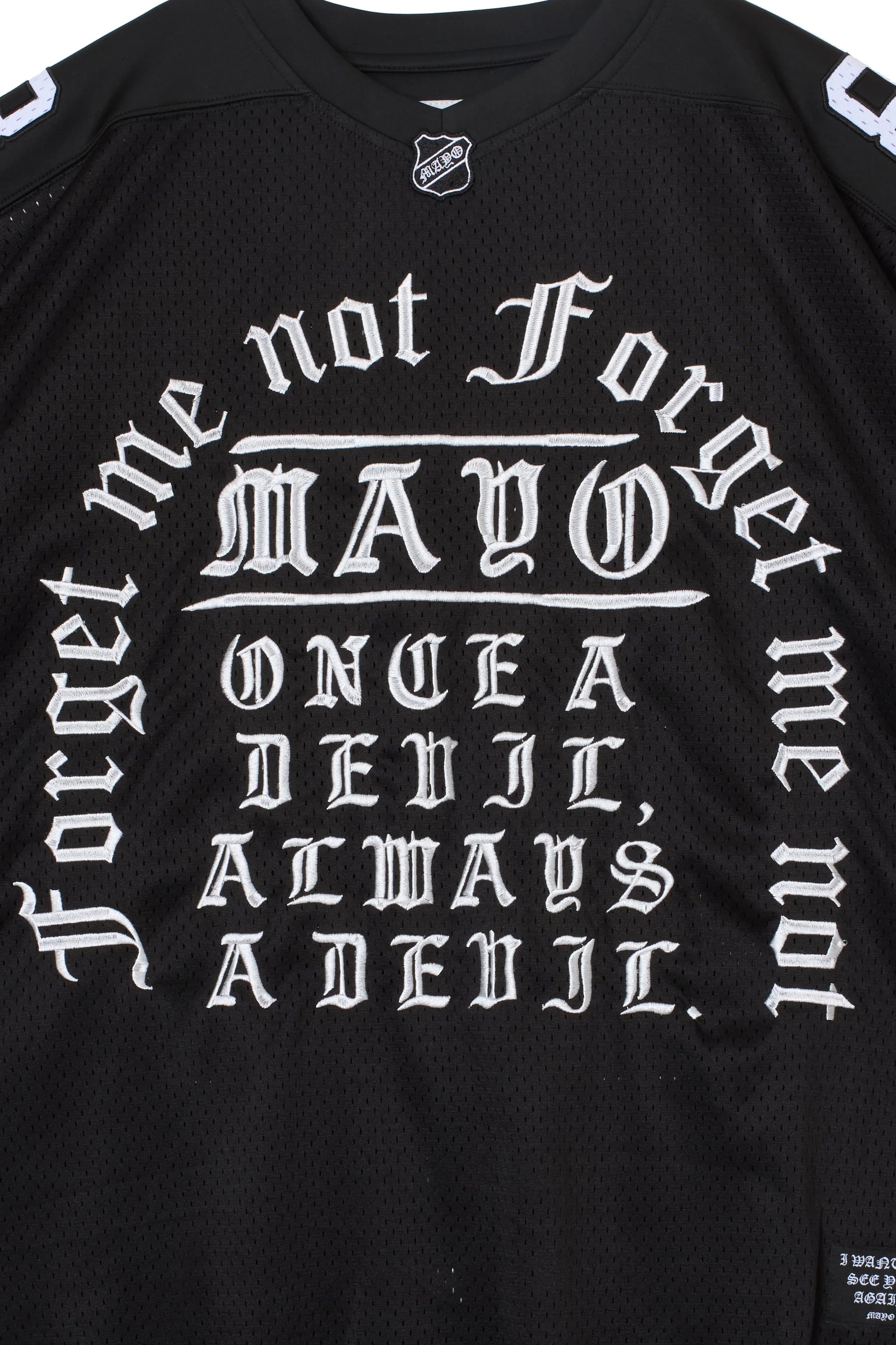 MAYO MESSAGE EMBROIDERY GAME SHORT SLEEVE SHIRT