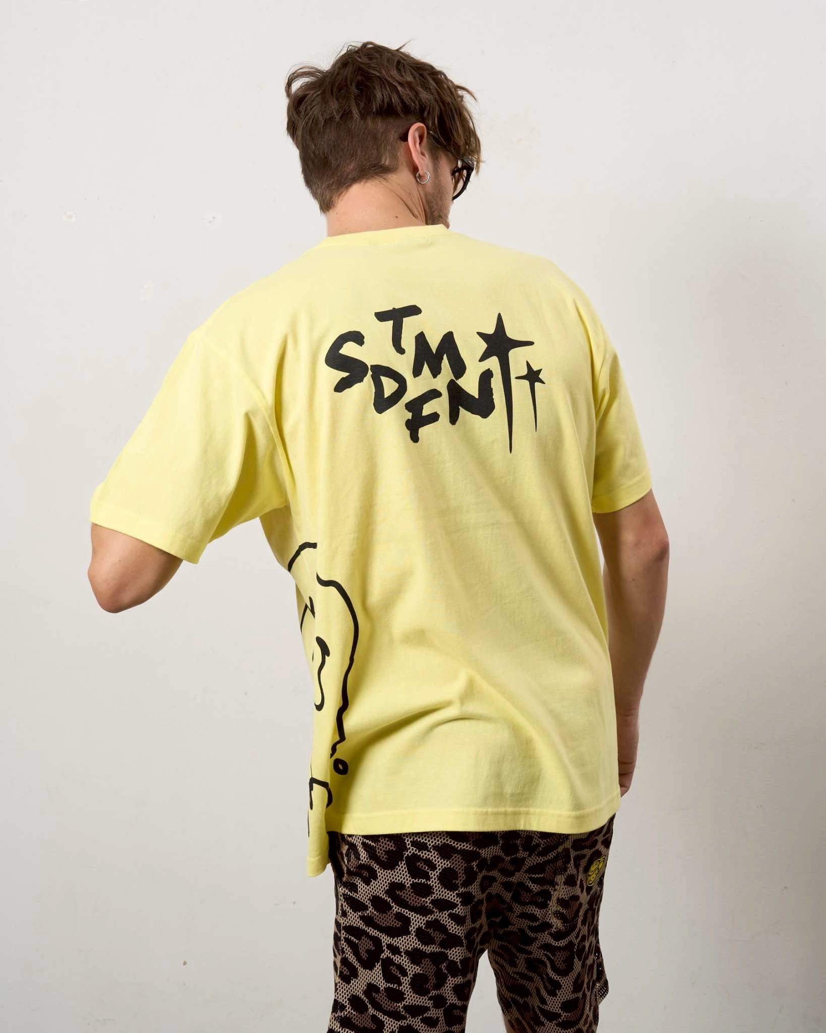 STUDMUFFIN コットン天竺クレジットシークイン＆ドリップスマイルSSシャツ